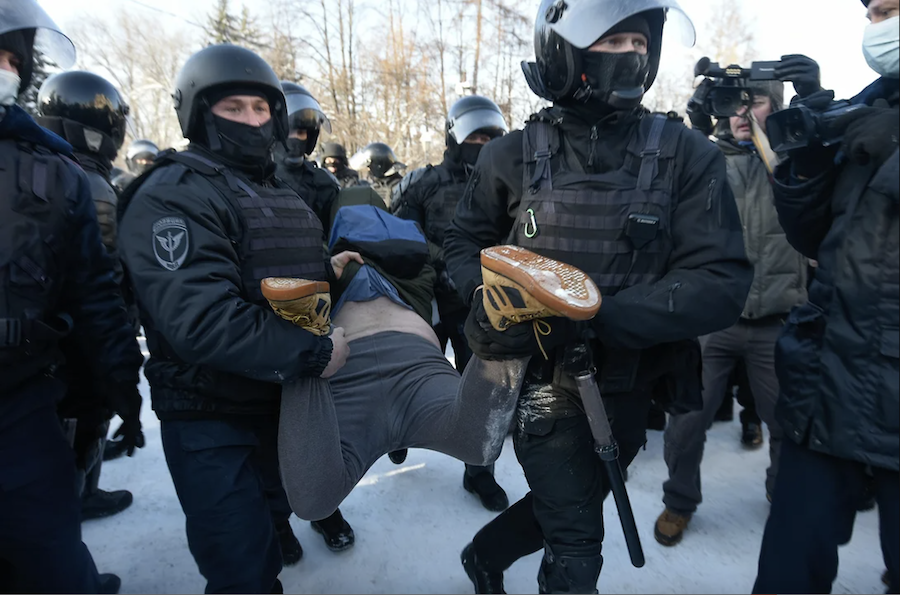 Глава новосибирской полиции готовится к отступлению в Москву